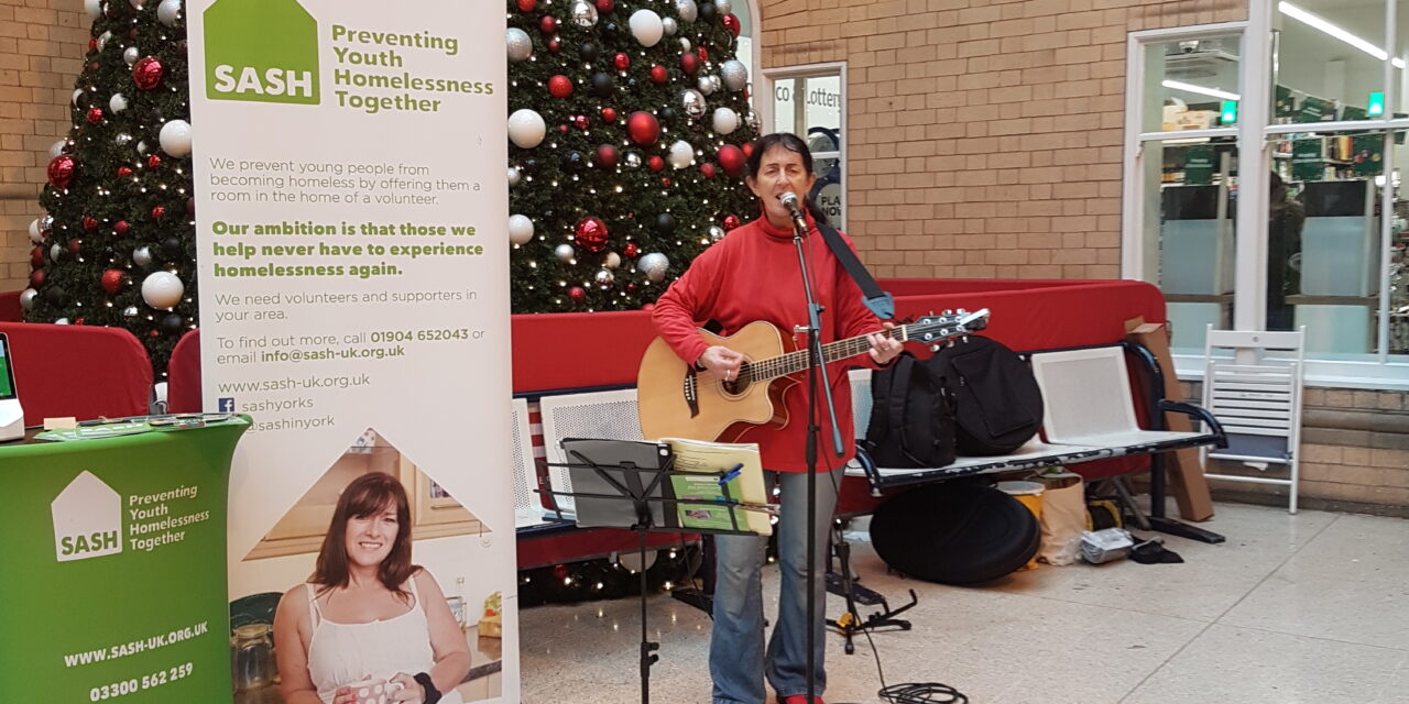 Sing for SASH Christmas 2023 – York Train Station